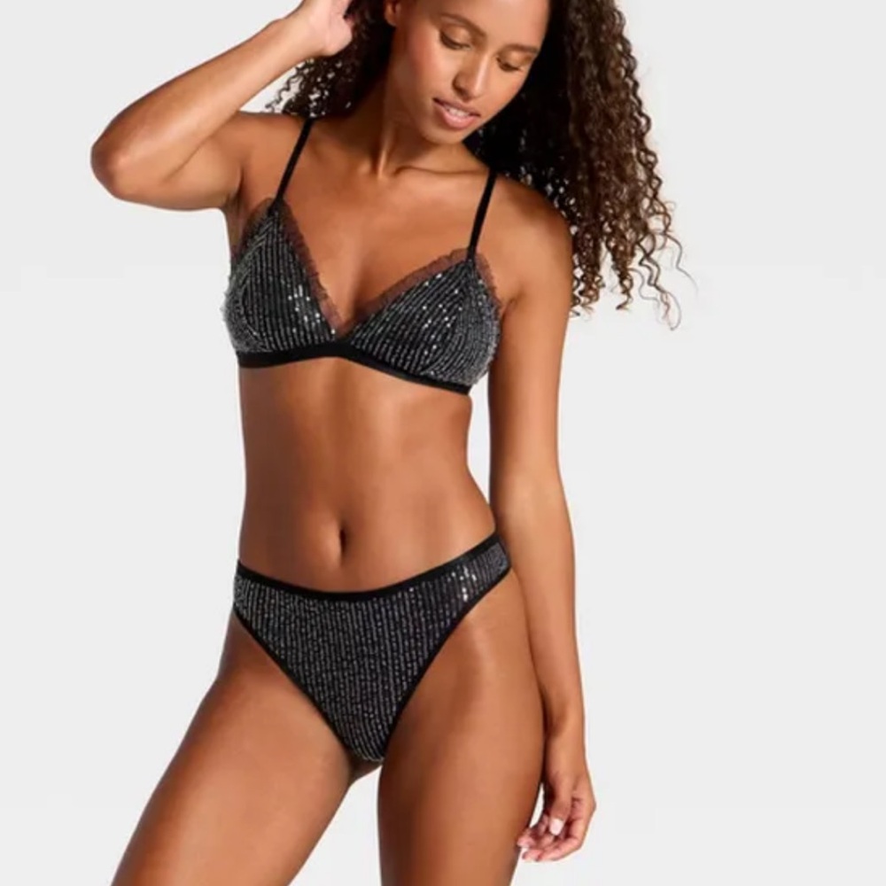 Wild Fable Women's Sequin‎ Lace Bralette & Thong Underwear Set Black S